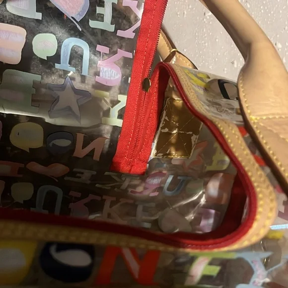🐩♥️🐩•🫦🦆Dooney & Bourke x 🐾 Bougie Pup Vibes…